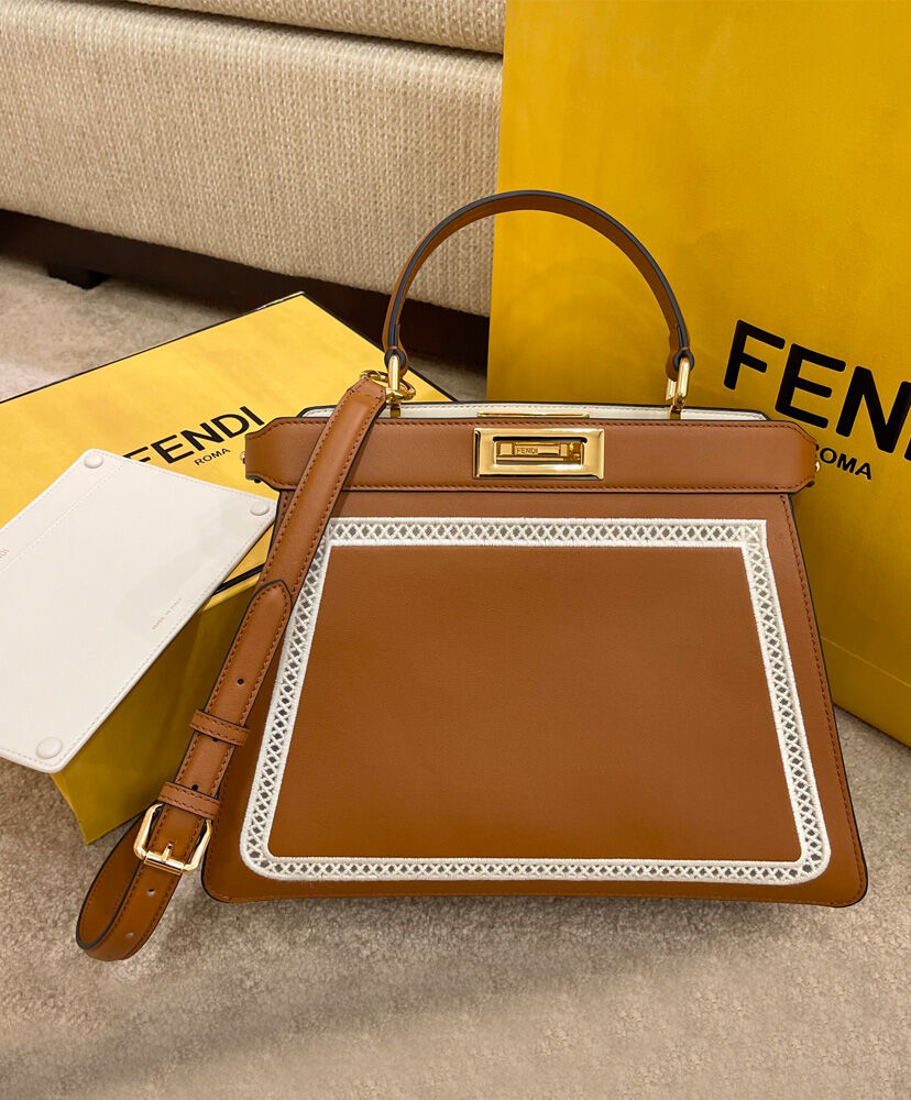 Fendi Peekaboo Iseeu Medium Handbag 8BN321 Coffee